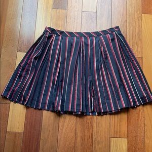 Banana Republic pleated skirt
